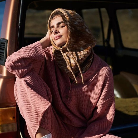 FREE PEOPLE Deja Vu Space Dye Balaclava in Neutral Mix Striped NEW NWT - Picture 3 of 9